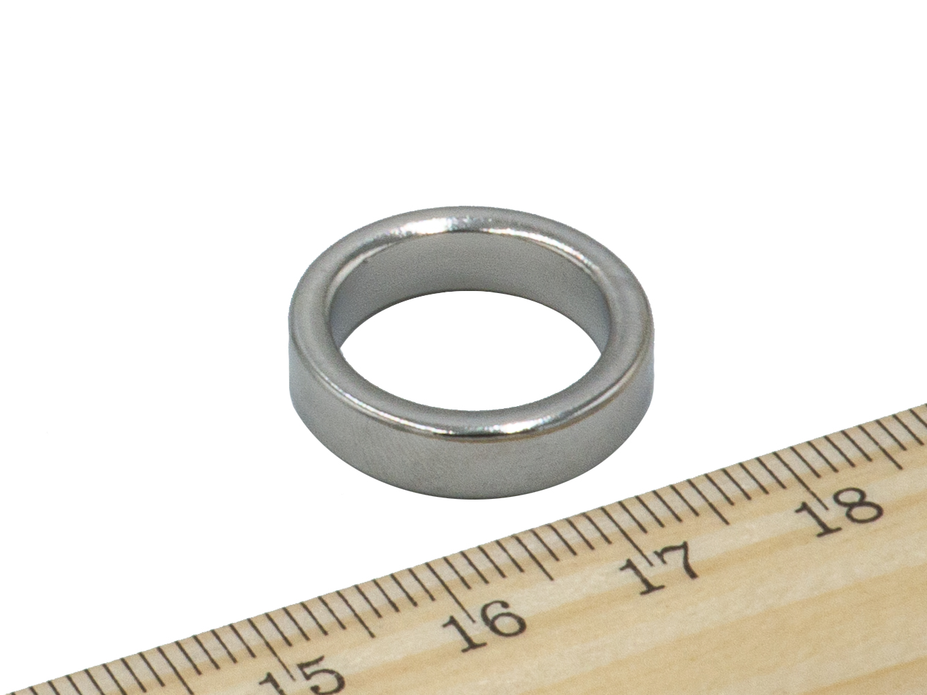 Магнит кольцо 20*15*5 мм